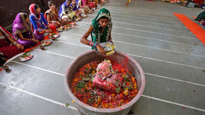 Indian teen cuts out tongue as offering to Hindu goddess