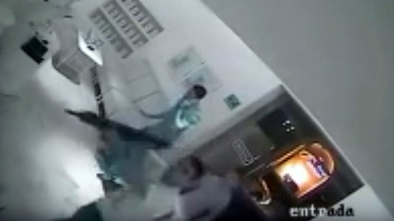 Kidnap of El Chapo’s son captured on restaurant CCTV (VIDEO)
