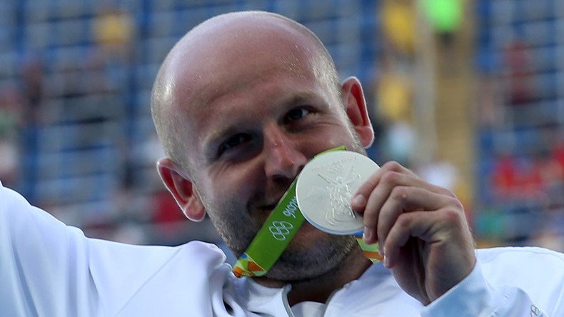 Polish athlete auctions off his silver Rio 2016 medal to help boy with cancer