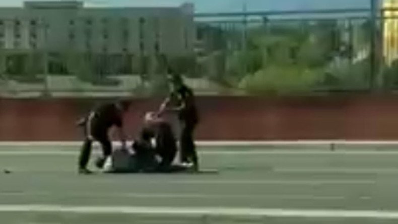New Mexico police fatally shoot man accused of truck theft (VIDEO)
