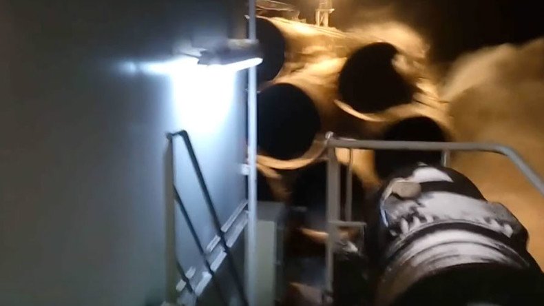 Keep calm and let them drown: Russian sailors cheer as expensive pipes plunge off deck (VIDEO)