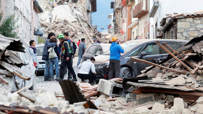 Rubble & shock: Videos of disastrous Italian earthquake’s aftermath 