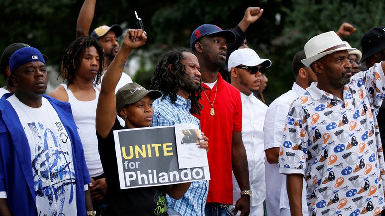Officer who fatally shot Philando Castile put back on administrative leave after protests