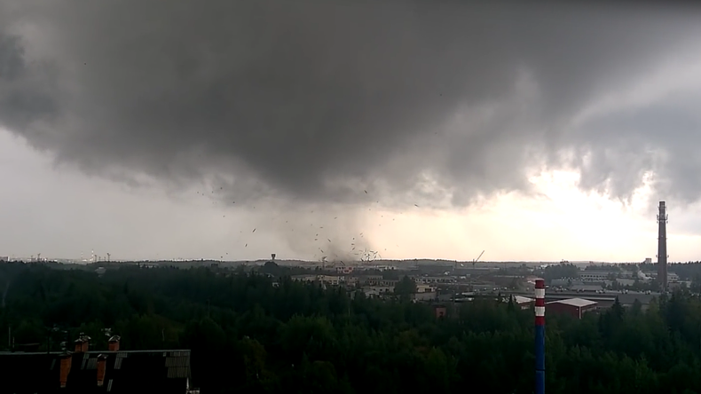 ‘Dogs flew 20 or 30 meters’: Rare twister wreaks havoc in Russia (VIDEO)