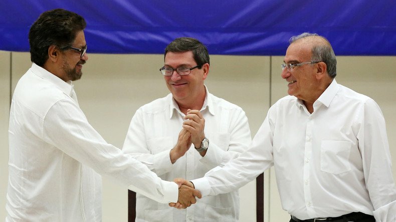 Colombia & FARC shake on historic peace deal after 52 years of CIA-funded war