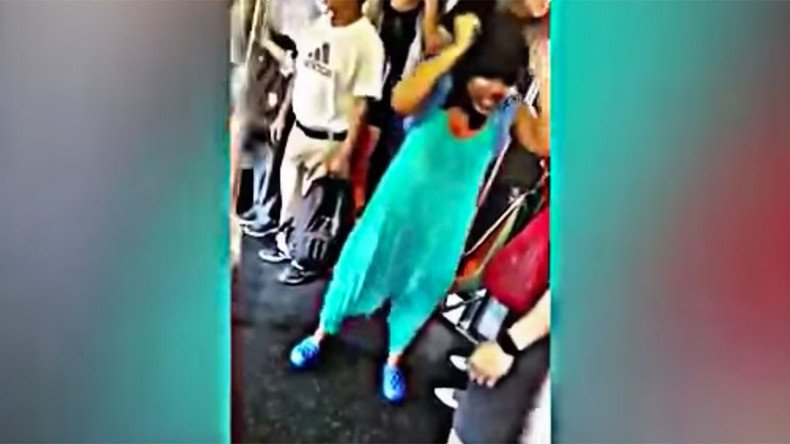Insectiride: NYC subway car set into panic after agitated woman drops box of crickets, worms