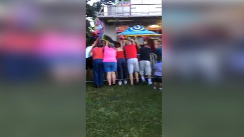 Collapse on the ‘Orient Express’: Kids’ ride tips over at Georgia country fair (VIDEO)