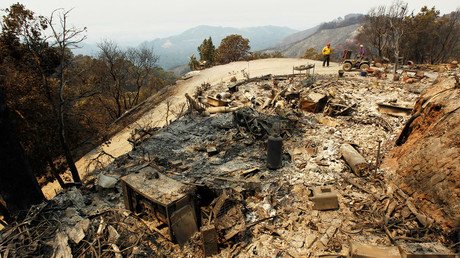 San Francisco-size wildfire spreading in California, thousands of homes under threat