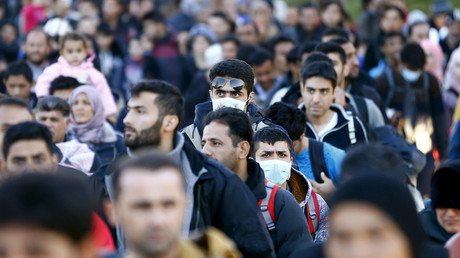 Austria to consider state of emergency decree over refugee crisis 