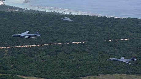 US flies all 3 types of bombers in 'strategic power projection' stunt over Guam (PHOTOS, VIDEO)