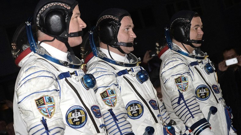 ISS: Expedition 48 crew touches down in Kazakhstan
