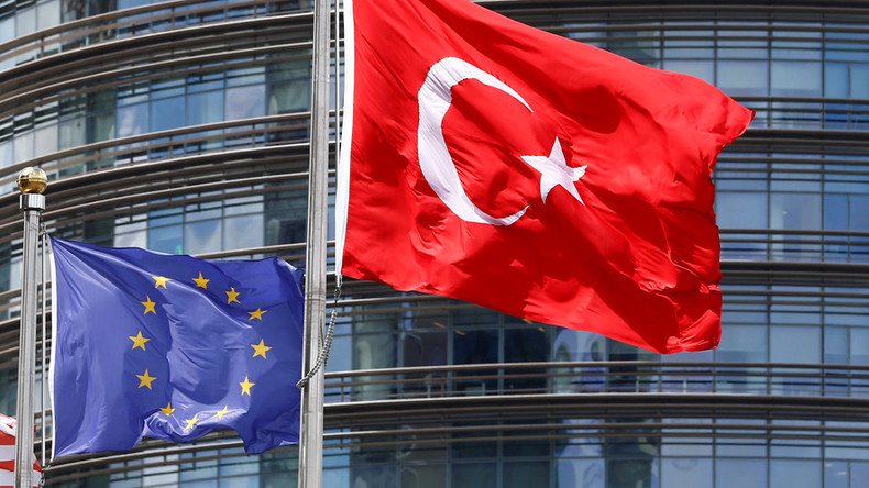 Turkish people 'pressing' govt to drop aim of EU membership – foreign minister