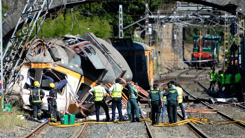 At least 4 dead, dozens injured as train derails in northern Spain – authorities (PHOTOS, VIDEOS)