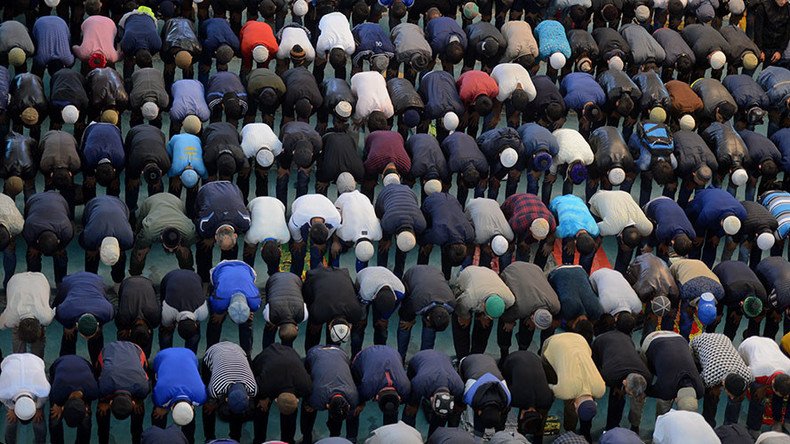 180,000 Muslims celebrate ‘Feast of Sacrifice’ in Moscow (PHOTOS, VIDEO)