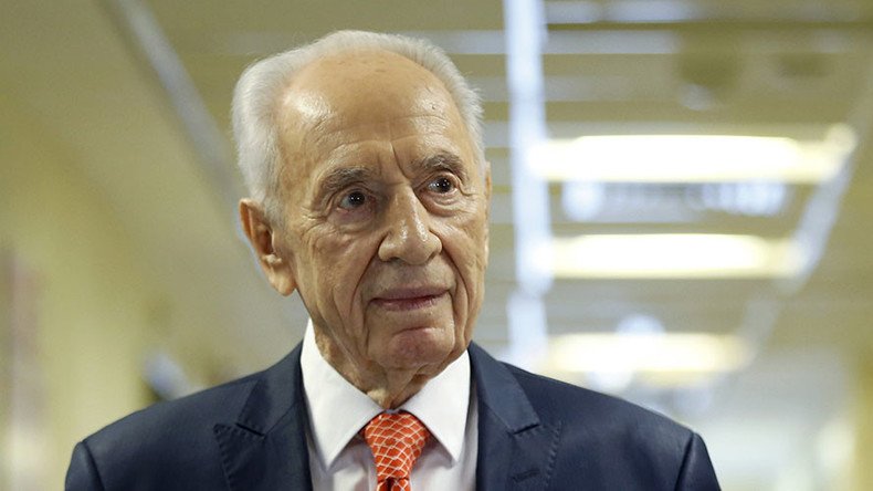 Former Israeli President Shimon Peres put into induced coma 