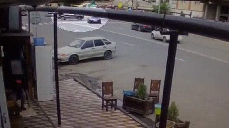 CCTV captures moment UFC star Khabib Nurmagomedov’s sports car crashes in Dagestan (VIDEO)