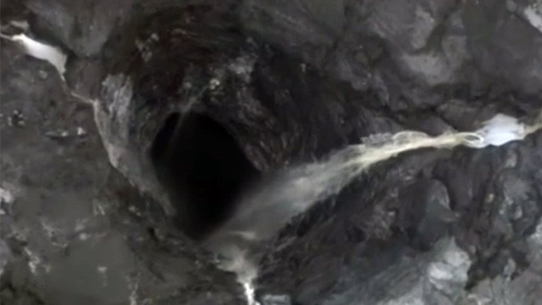 Huge sinkhole leaks waste into Florida drinking water, concealed for weeks