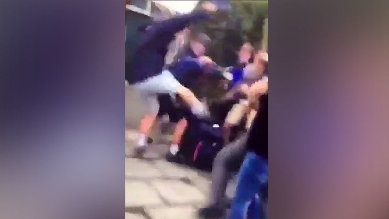 Police break up mass children’s brawl in southeast London (VIDEO)