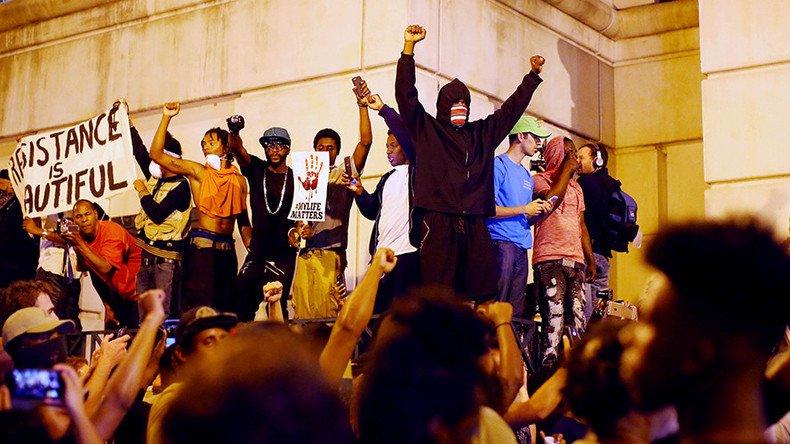 Curfew set on 3rd night of Charlotte protests against police killing of Keith Scott