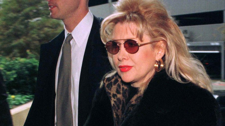 Bill Clinton’s former lover says she’ll attend presidential debate as Donald Trump’s guest