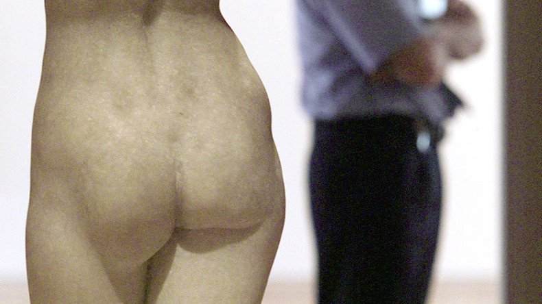 Butt ban: Aussies criminalize mooning & streaking