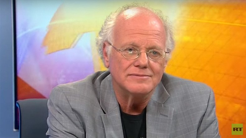 ‘If you’re in a swing state, you got to vote for Hillary’ – Ben and Jerry’s founder on election