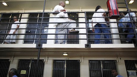 Christmas jail break: Inmates escape Tennessee prison after removing cell toilet