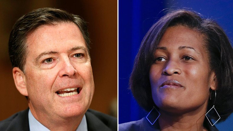 FBI agrees to destroy laptops of Clinton aides in immunity deal