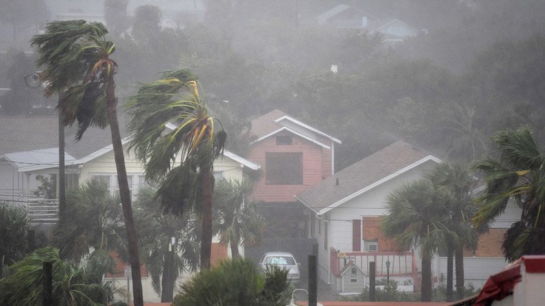Florida battens down hatches as Hurricane Matthew nears, with some notable exceptions (PHOTOS)