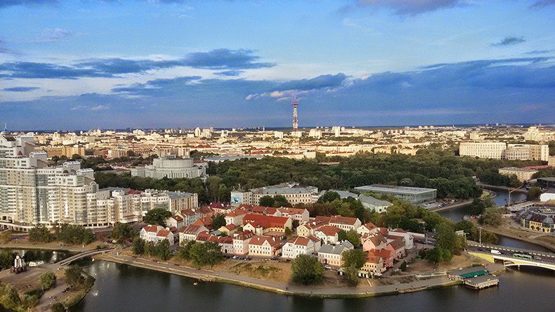 Attacker wielding chainsaw & ax kills woman in Minsk shopping mall