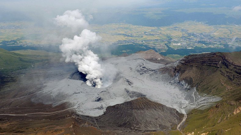 Japanese volcano dramatically erupts, spewing ash on surrounding countryside (VIDEO)
