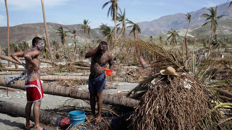 Cholera, mass graves: Haiti death toll reaches 1,000 in grim Hurricane Matthew aftermath