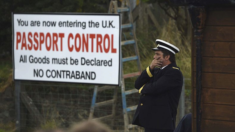 Borderline madness: Ireland tells UK to ‘feck off’ over Brexit border proposal