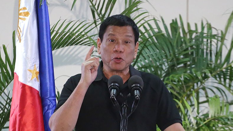 Duterte snubs Washington, looks forward to historic China visit
