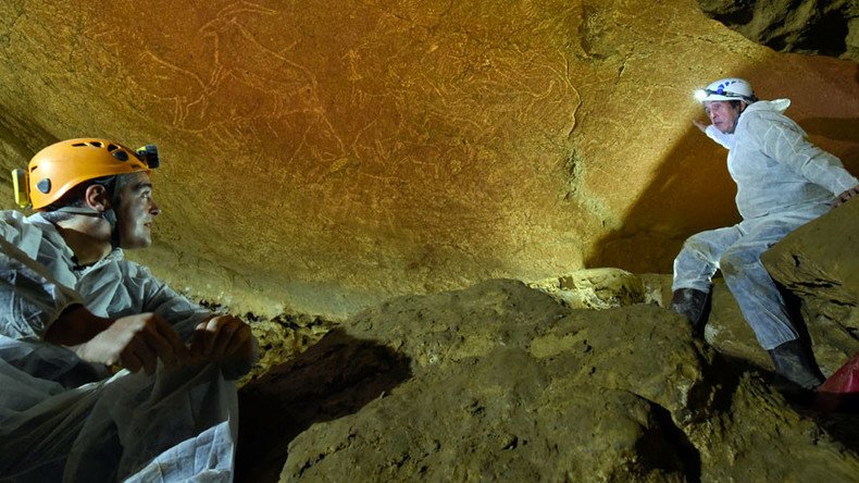 ‘Treasure of humanity’: 14,000yo cave paintings found under Spanish town (VIDEO)