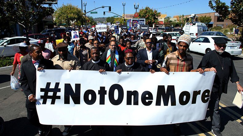 'Civil unrest': Demonstrators gather in El Cajon after memorial of Alfred Olango removed (VIDEOS)