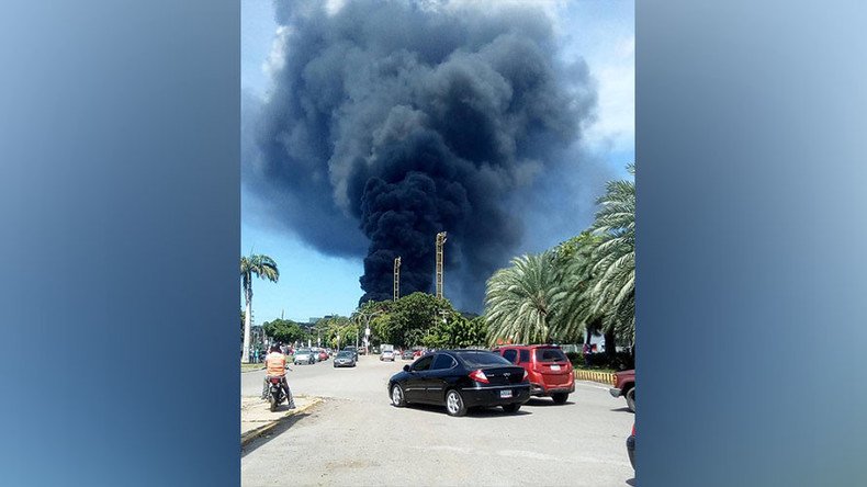 Explosion, fire at oil refinery lead to evacuation in northeast Venezuela (PHOTOS, VIDEOS)
