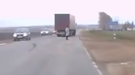 Truck’s near miss with pedestrian spawns strange Putin teleportation theory (VIDEO, POLL)