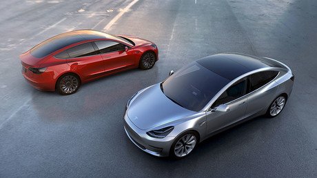Tesla to equip all vehicles with full self-driving capabilities  