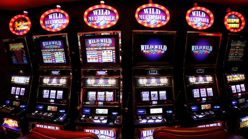 Lying slot machine tells woman she ‘won’ $43mln