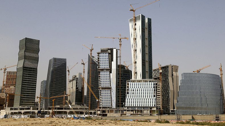 Feeling the oil crunch: Saudi Arabia cancels $266bn in projects