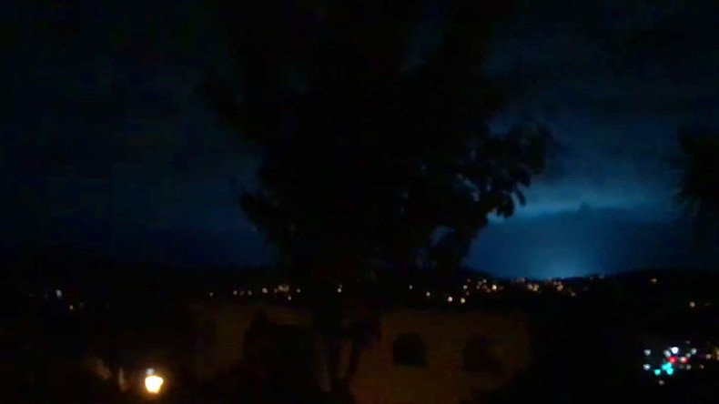 Mysterious ‘earthquake lights’ illuminate New Zealand sky during tremor (VIDEOS)