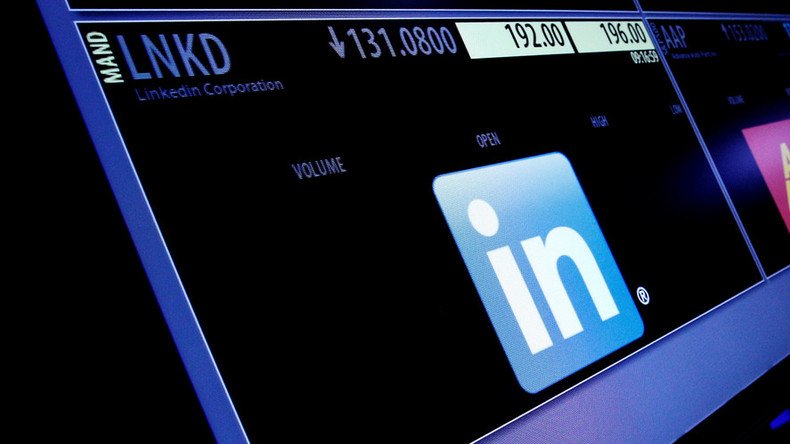 ‘Experiencing some issues’: LinkedIn crashed & people weren't happy
