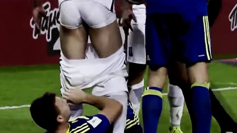 Footballer sent off for pulling down opponent’s shorts (VIDEO)