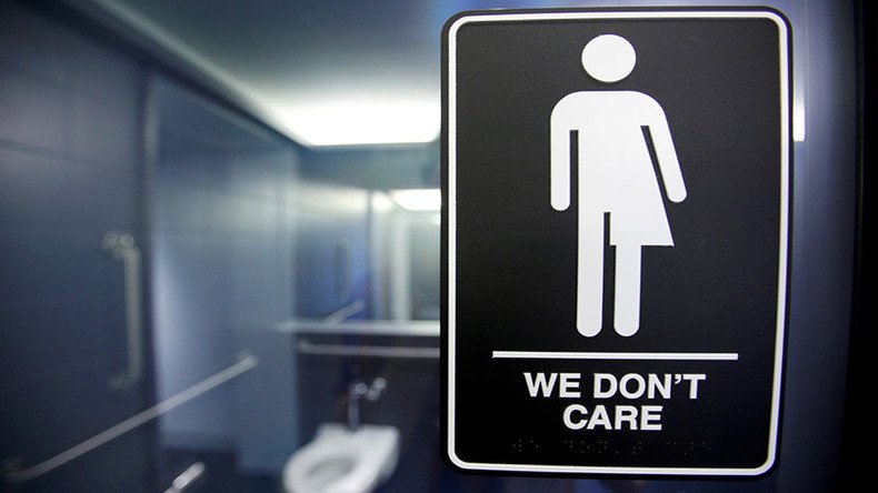 Mom sues transgender teen, clinic for undergoing medical procedures without consent