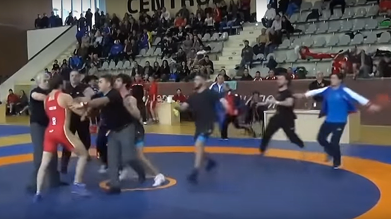 Russia-Georgia wrestling match turns into mass brawl (VIDEO)