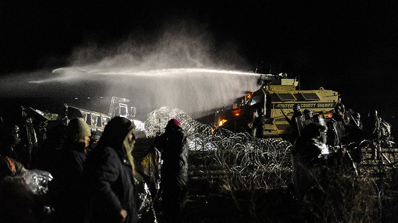 Standoff continues over Dakota pipeline protests