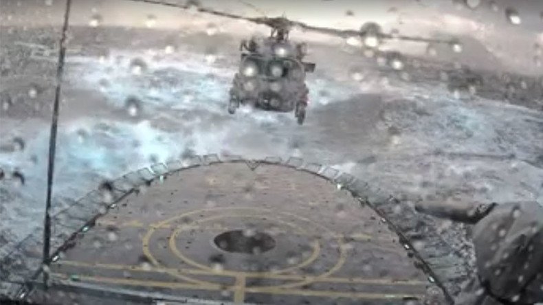 Stunning footage captures helicopter’s nail-biting landing on ship (VIDEO)