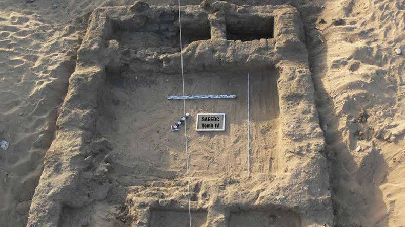 Archaeologists discover ancient Egyptian city close to Pharaoh’s tomb