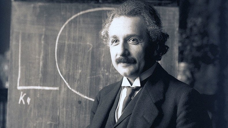 Einstein’s not so bright idea? Researchers challenge speed of light theory 